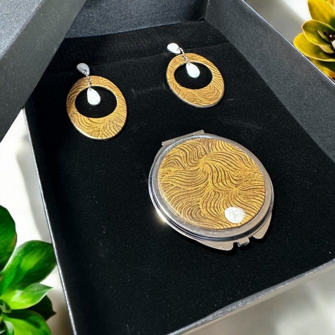 Coffret Boucles d'oreilles et leur Miroir de poche assorti