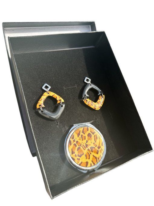 Coffret Boucles d'oreilles et Miroir de poche assortis